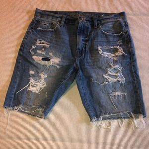 American Eagle jeans shorts size 33 with patches